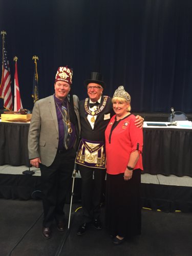 nydia_queen_kathy_walliker_with_potentate_and_grand_master
